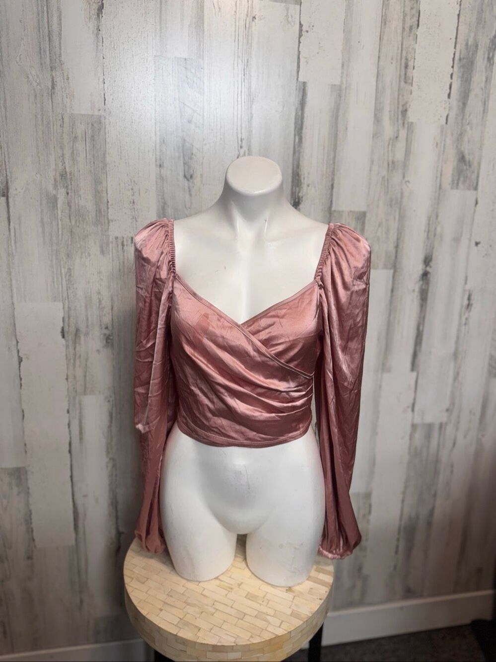 Dusty Rose Satin Sweetheart Wrap Tie Back Puff Long Sleeve Crop Top L